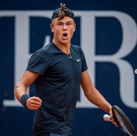 他就曾效力 他就曾效力