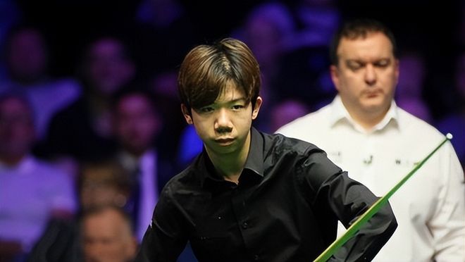 与城市足球 与城市足球